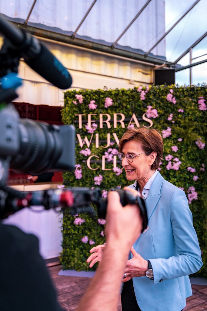 Terraswijvenclub - The inner circle